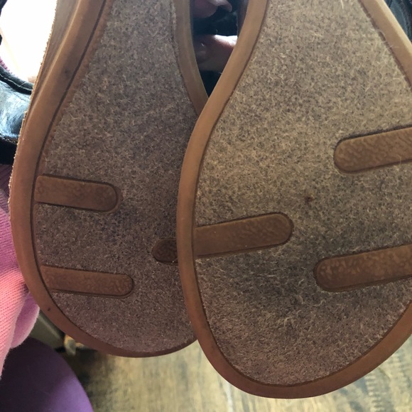 Sandals - Picture 3 of 3